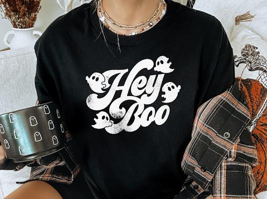Hey Boo Ghost Shirt – Cute Retro Halloween Graphic Tee