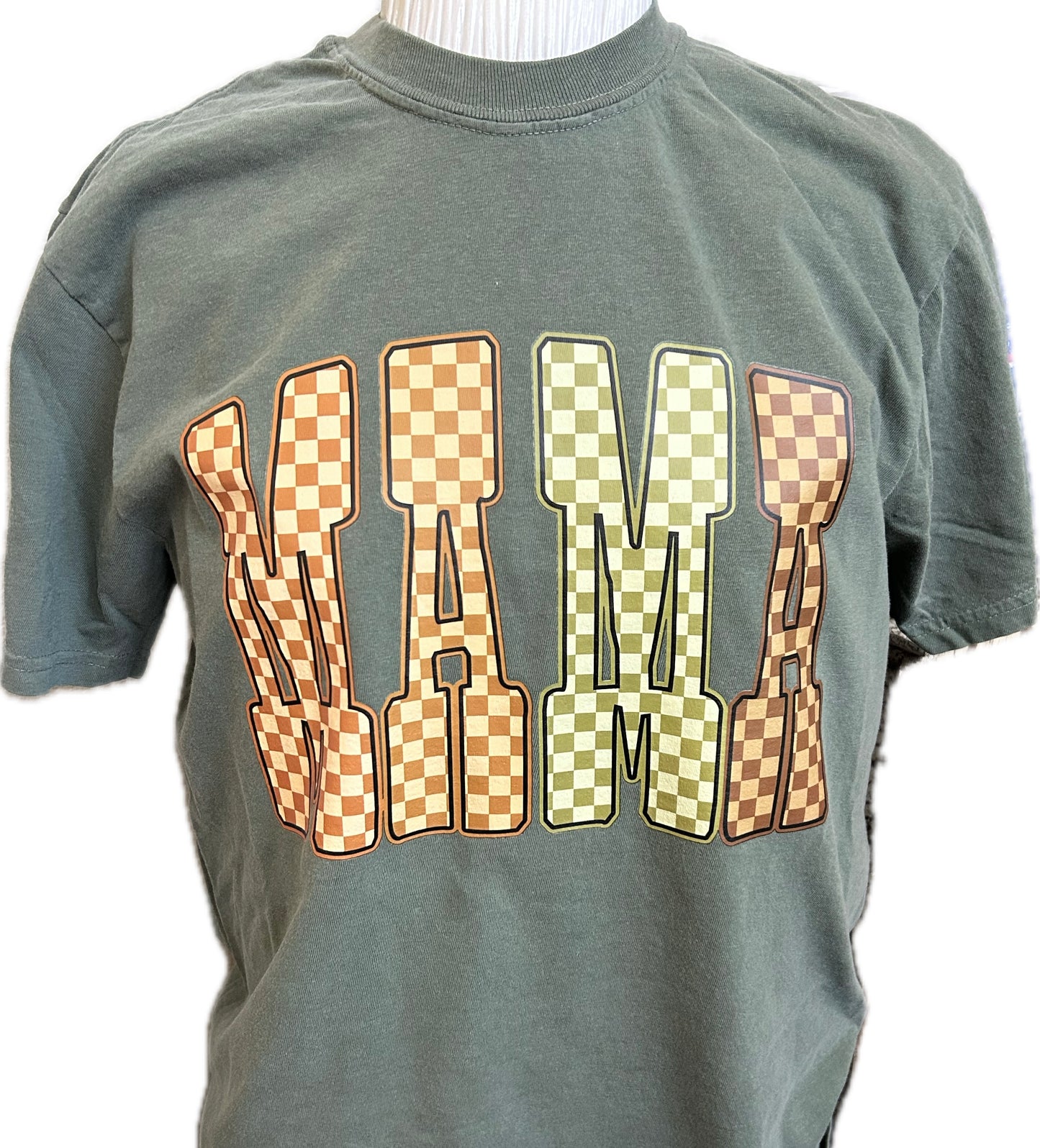 Retro Checkered MAMA Shirt – Vintage Fall Colors – Trendy Comfort Colors Tee for Moms